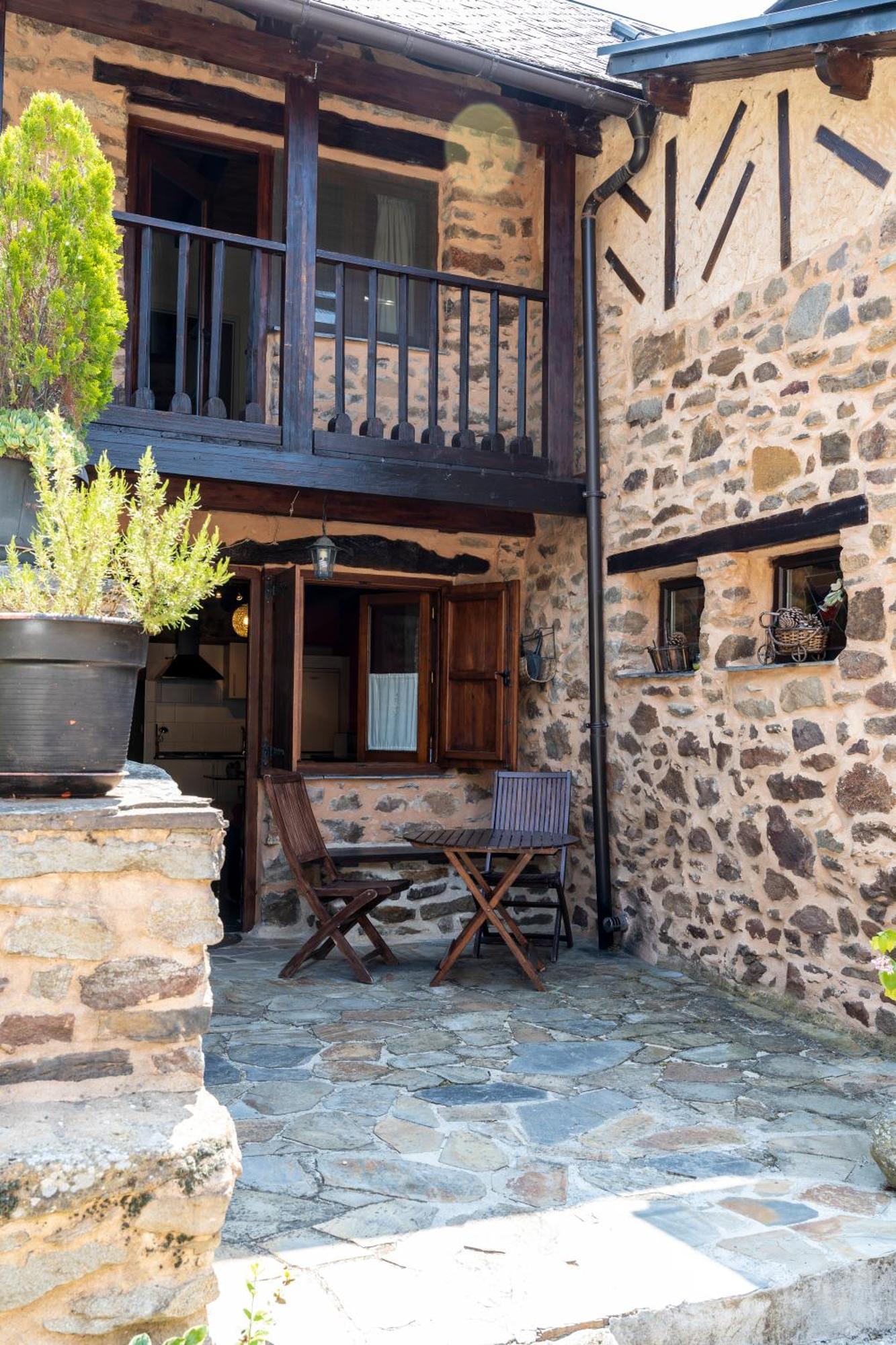 Casa De Turismo Rural Sardom3 Bembibre  Exteriör bild